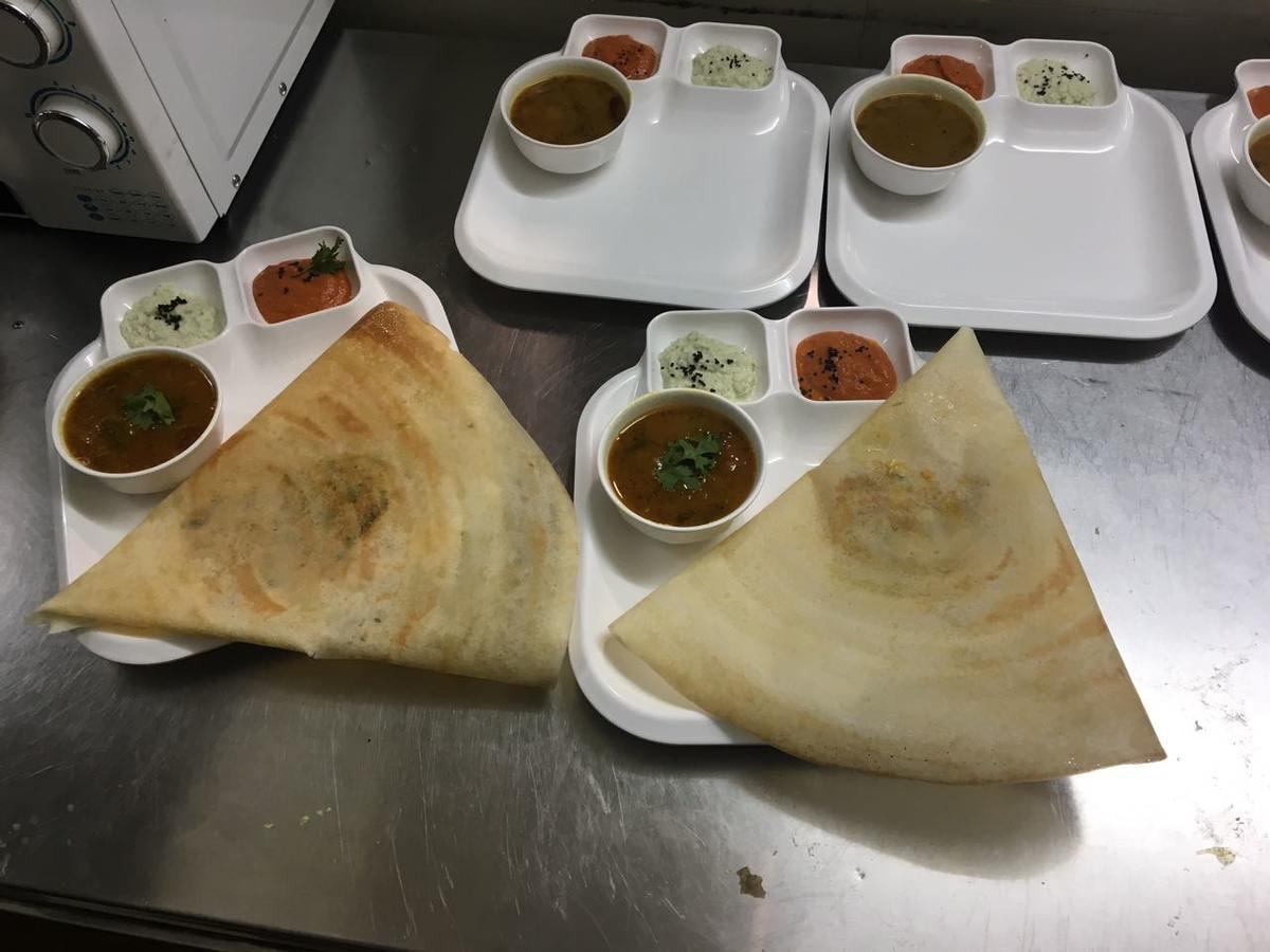 Hotel Neelam Moga Ludhiana Luaran gambar
