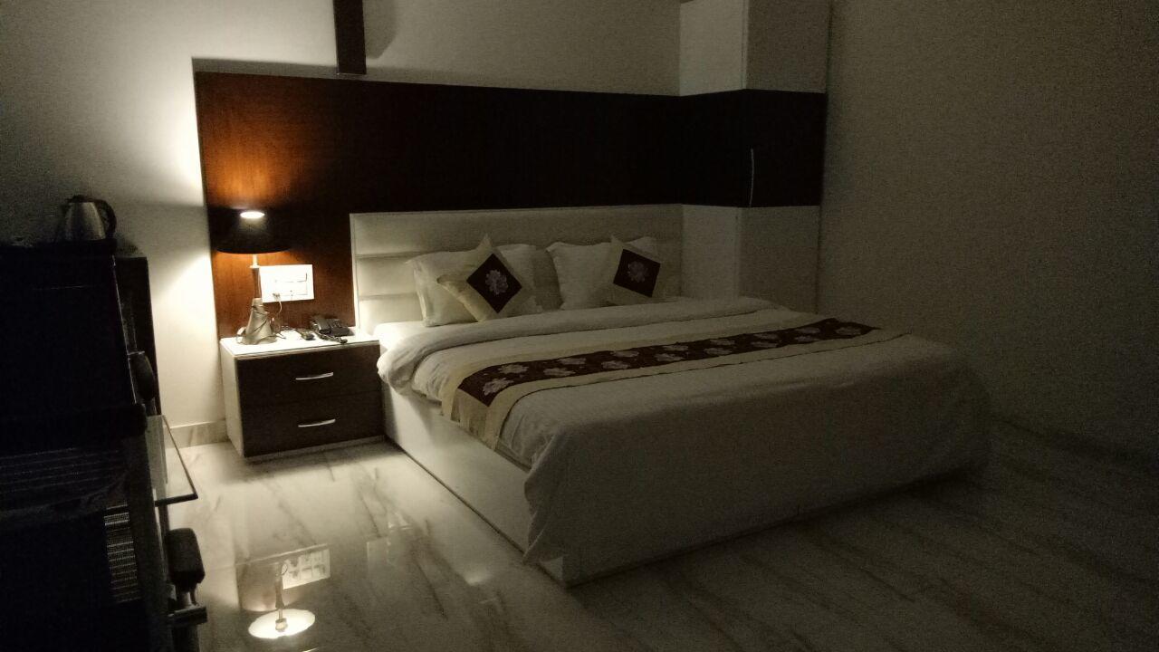 Hotel Neelam Moga Ludhiana Luaran gambar