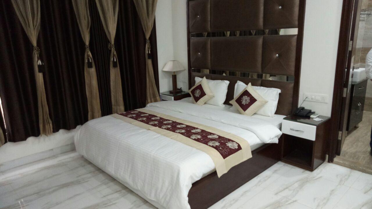 Hotel Neelam Moga Ludhiana Luaran gambar