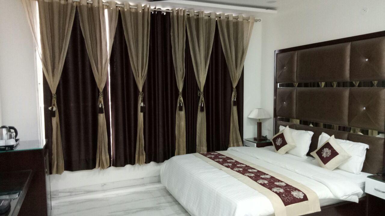 Hotel Neelam Moga Ludhiana Luaran gambar
